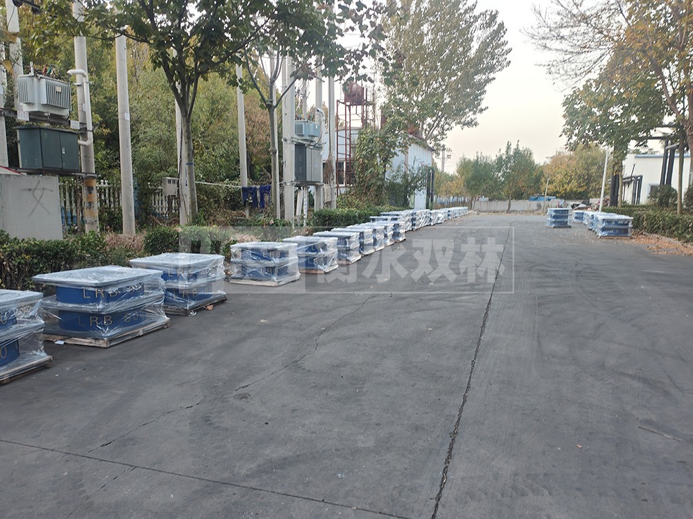 HDR400高阻尼隔震支座