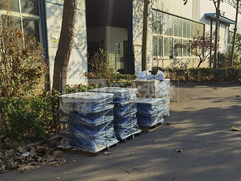 建筑楼梯隔震支座生产厂家